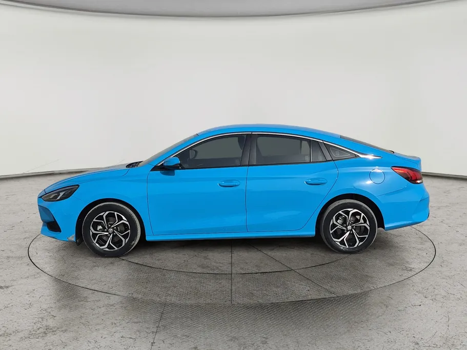 2022 MG GT STD 