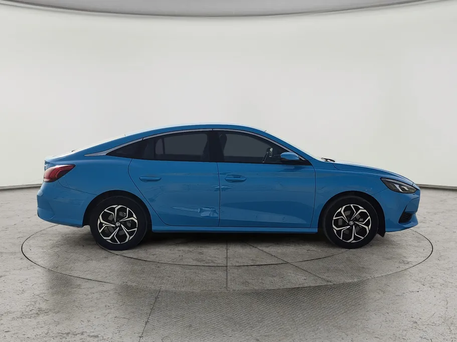 2022 MG GT STD 