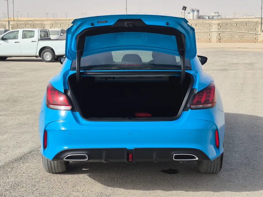 2022 MG GT STD 