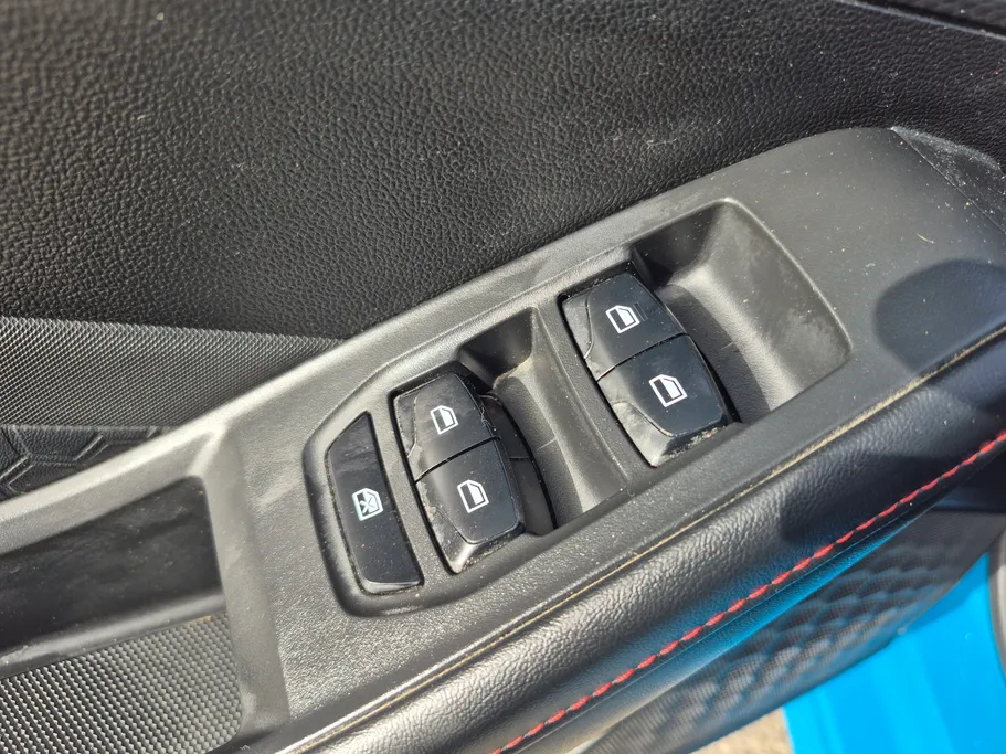 2022 MG GT STD 