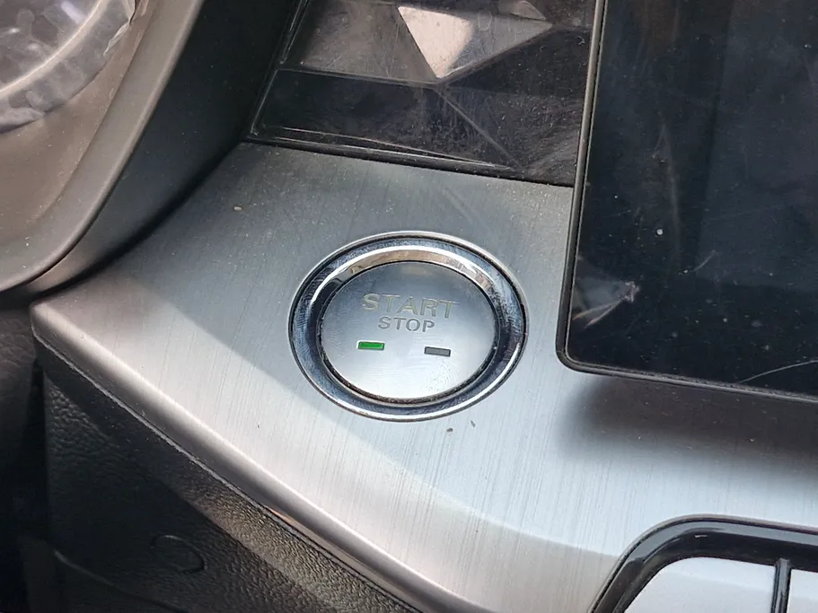 2022 MG GT STD 