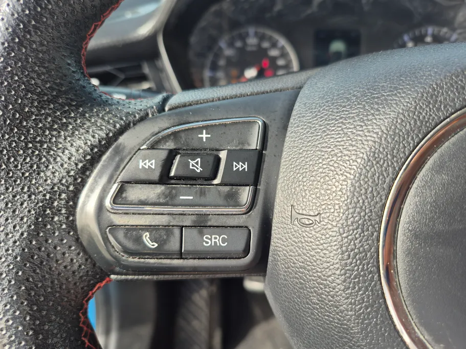 2022 MG GT STD 