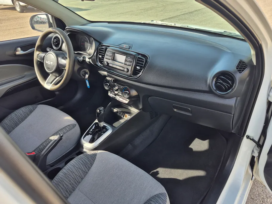 2023 Kia Pegas LX 