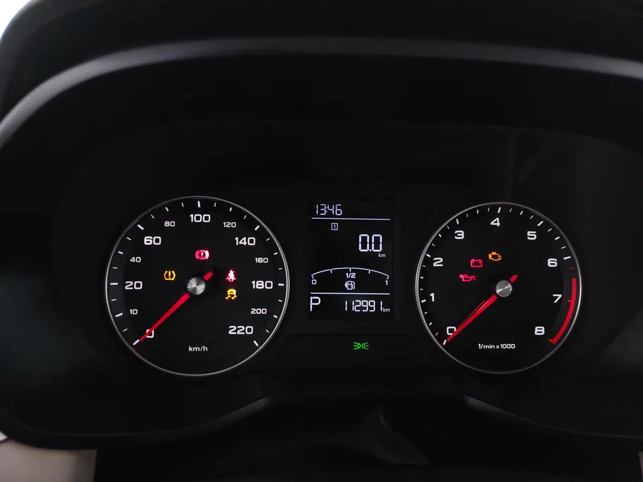 ام جي 5 STD 2023 