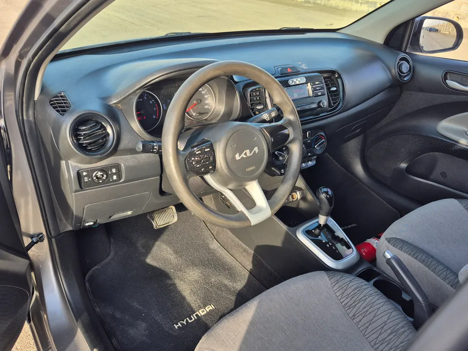 2023 Kia Pegas LX 