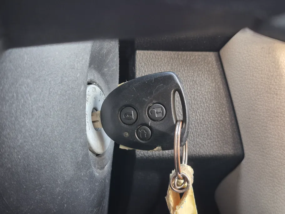 2024 Toyota Yaris  Y 