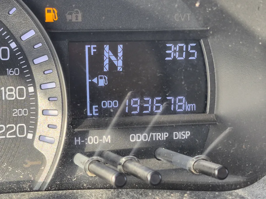 2024 Toyota Yaris  Y 