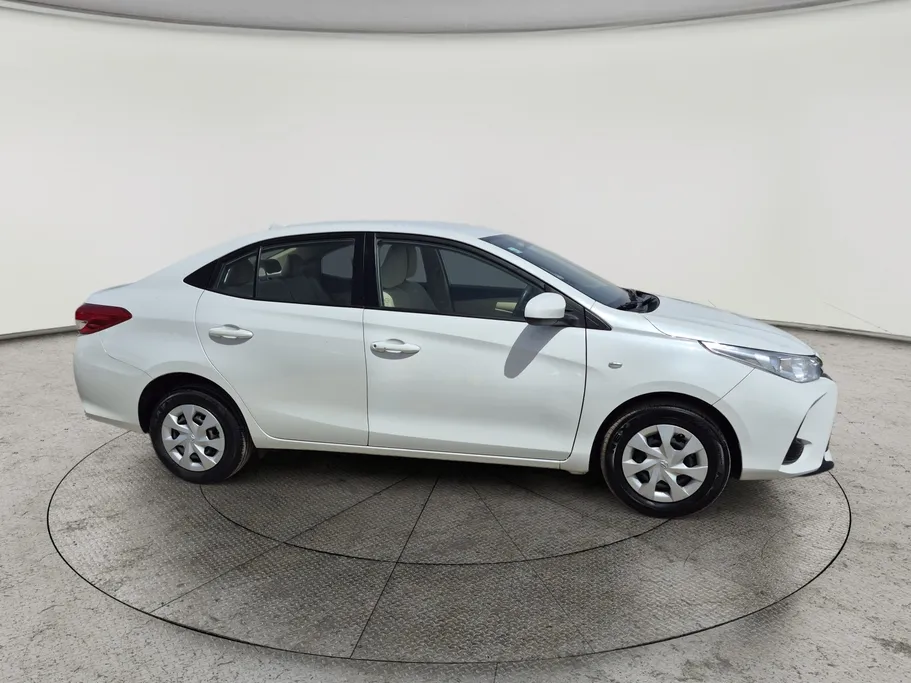 2021 تويوتا Yaris  Y 