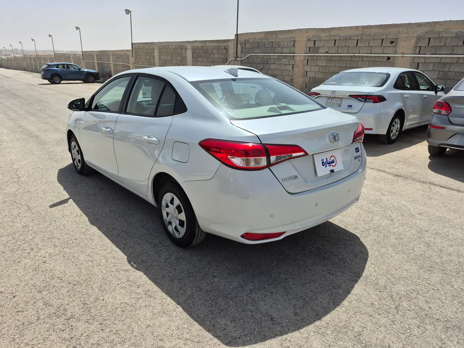 2021 تويوتا Yaris  Y 