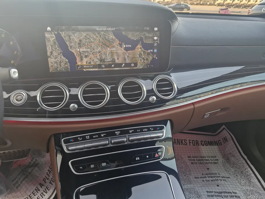2022 Mercedes E 200 