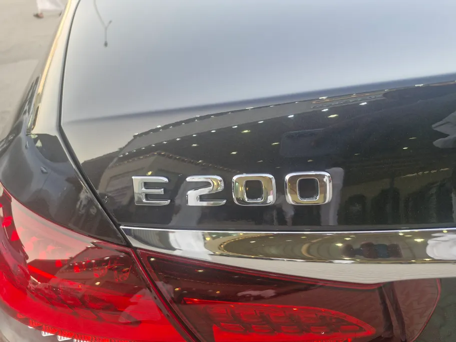 2022 Mercedes E 200 