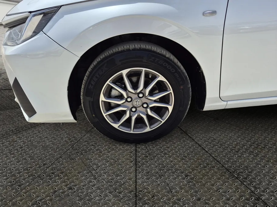 2023 Toyota Yaris  Y 
