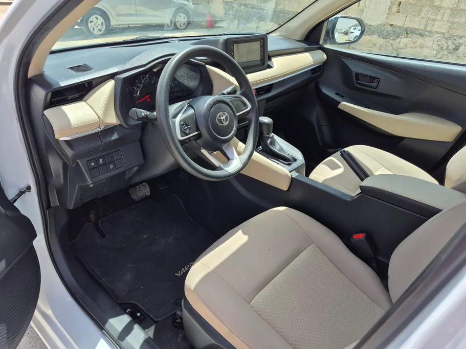 2023 Toyota Yaris  Y 