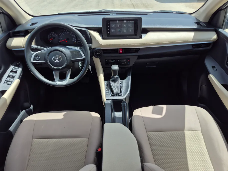 2023 Toyota Yaris  Y 