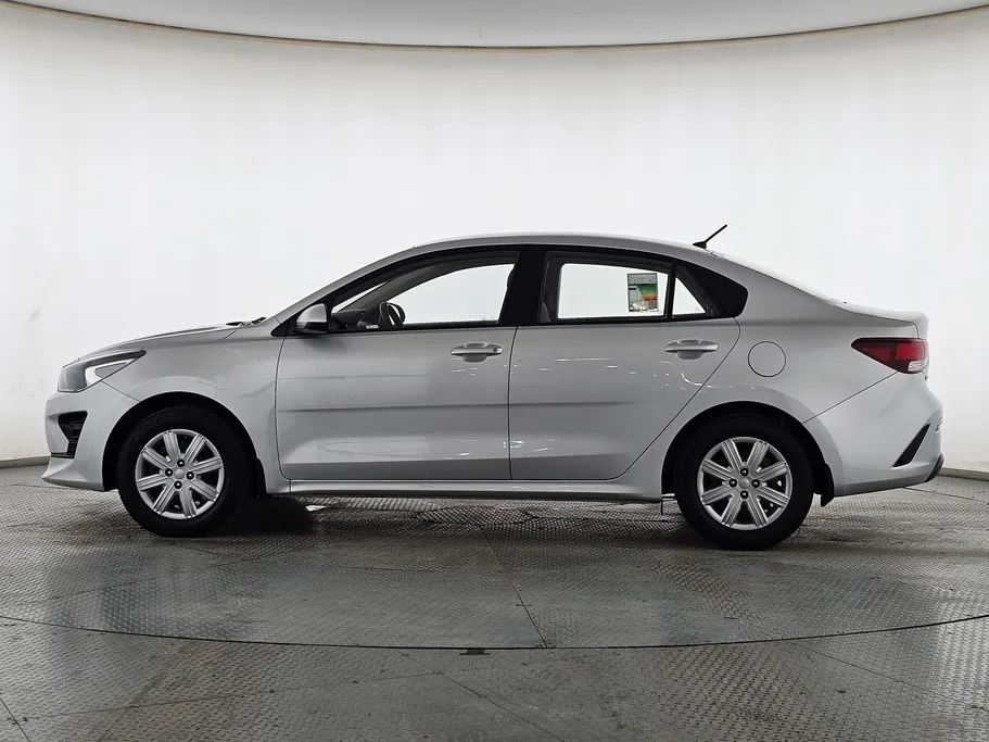 2022 Kia Rio LX 