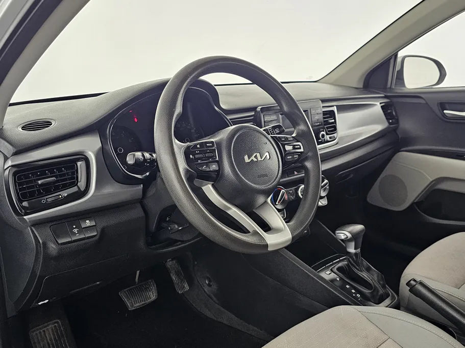 2022 Kia Rio LX 