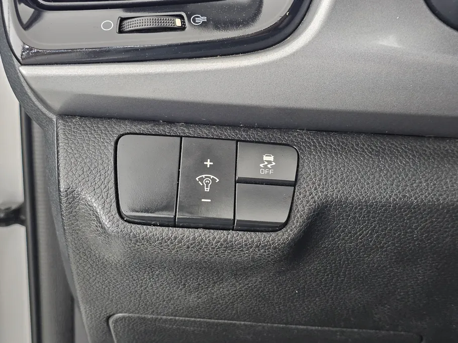 2022 Kia Rio LX 