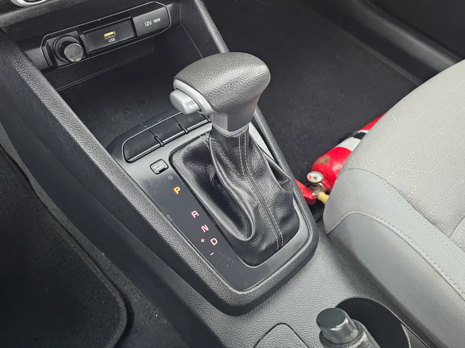 2022 Kia Rio LX 