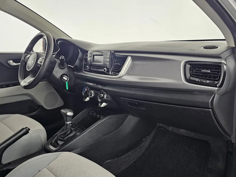 2022 Kia Rio LX 
