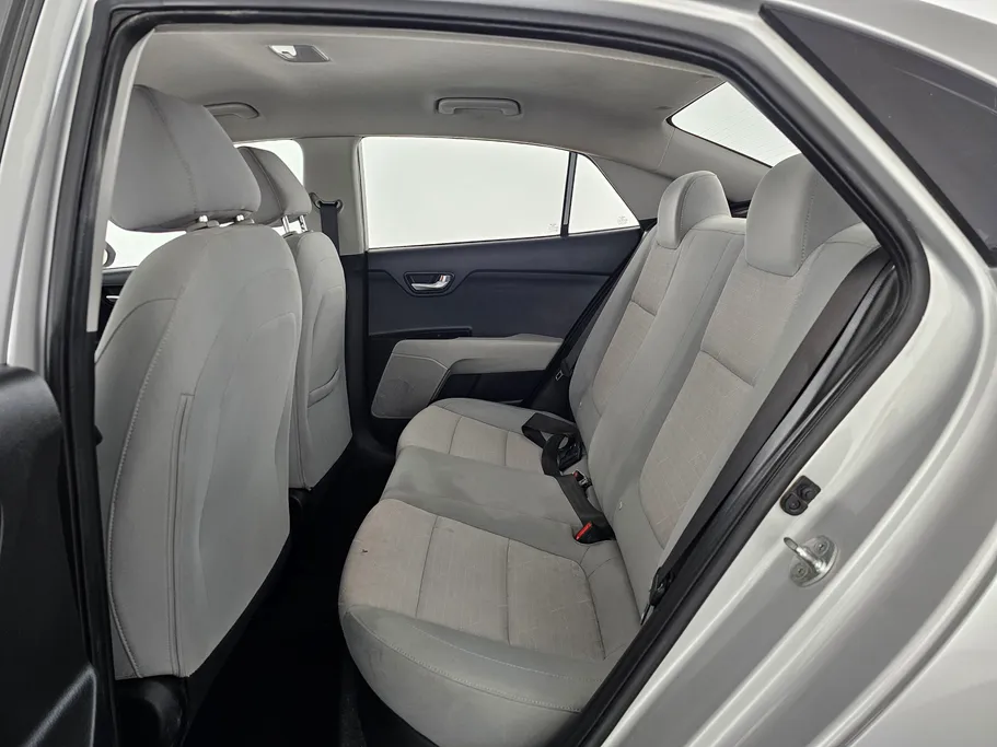 2022 Kia Rio LX 