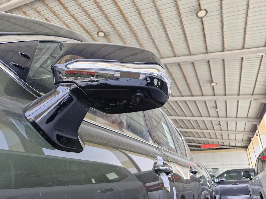 2025 Lexus LX 600 