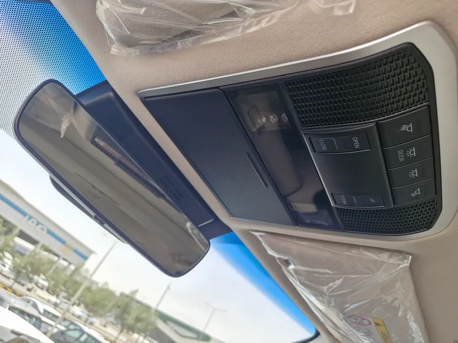 تويوتا لاندكروزر VXR 2026 