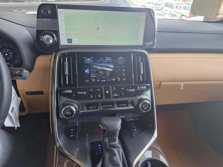 2025 Lexus LX 600 