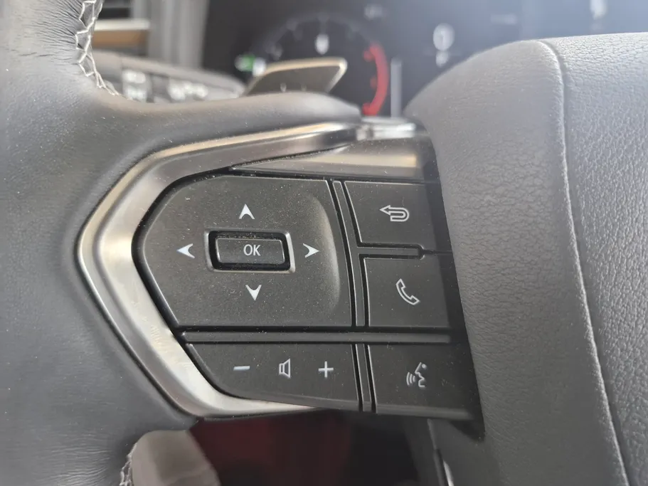 2025 Lexus LX 600 
