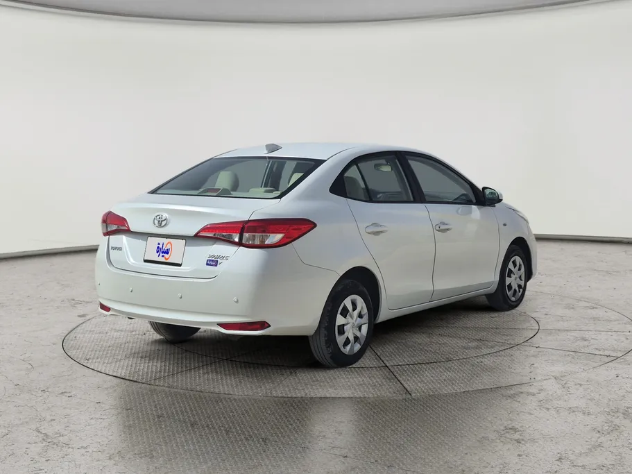 2021 Toyota Yaris  Y 