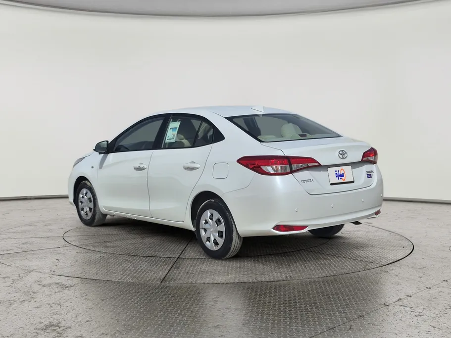 2021 Toyota Yaris  Y 