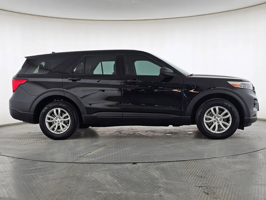 2022 Ford Explorer STD 
