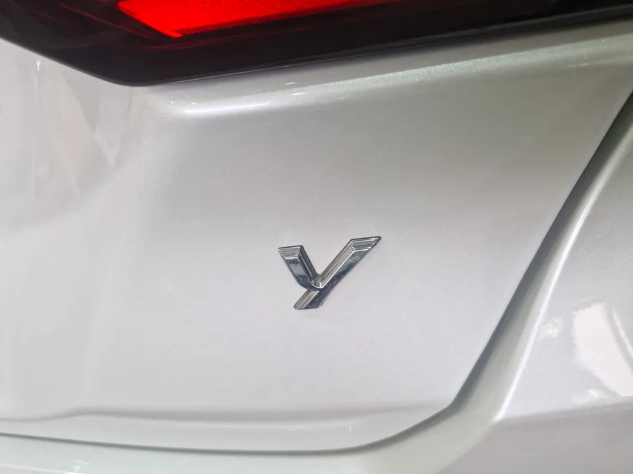 2024 Toyota Yaris  Y 