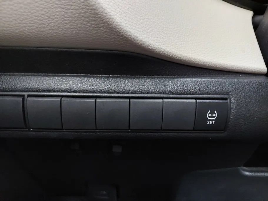 2024 Toyota Corolla XLI 