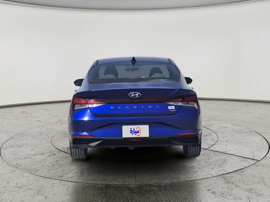 2023 Hyundai Elantra Smart 