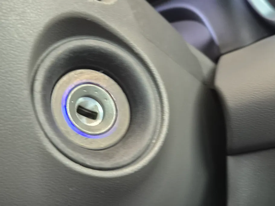2023 Hyundai Elantra Smart 