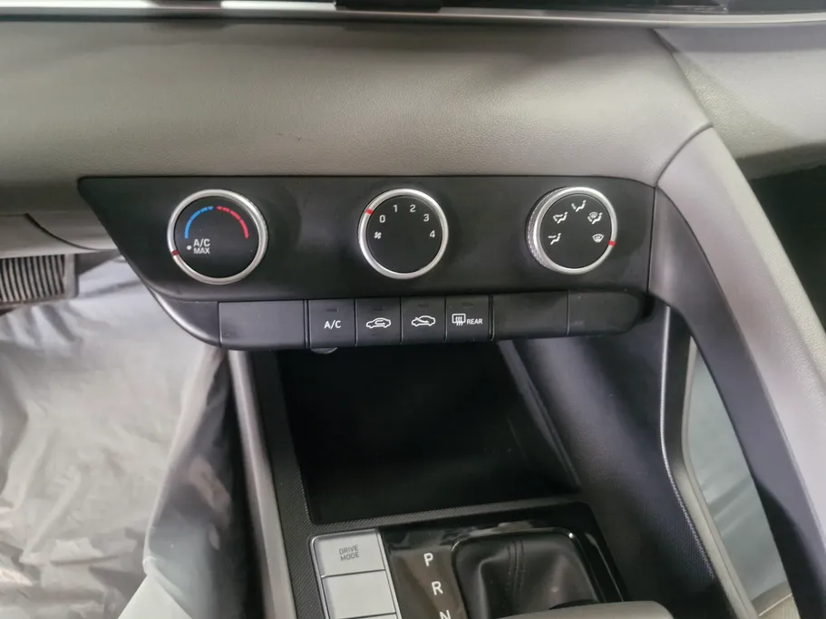 2023 Hyundai Elantra Fleet 