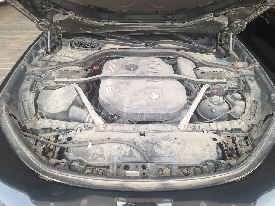 بي ام دبليو الفئة السابعة 735i 2025 
