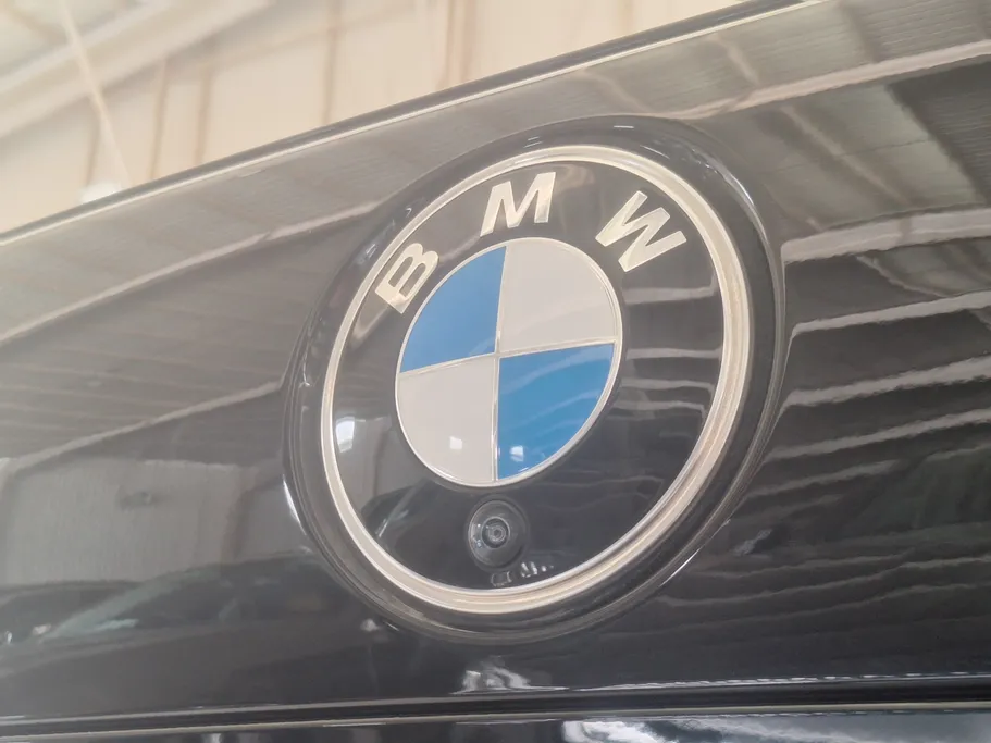 بي ام دبليو الفئة السابعة 735i 2025 