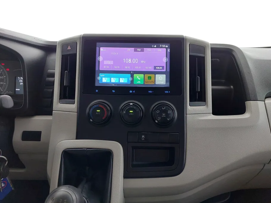 2024 Toyota Haice فان بضاعه 