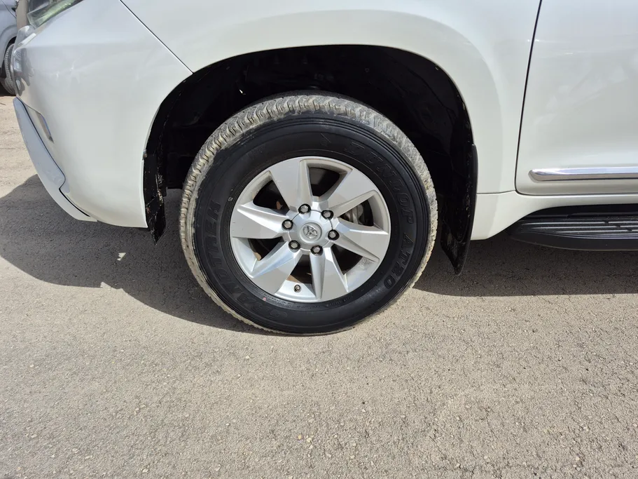تويوتا برادو TXL1 2022 