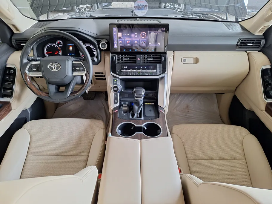 تويوتا لاندكروزر GXR4 2024 