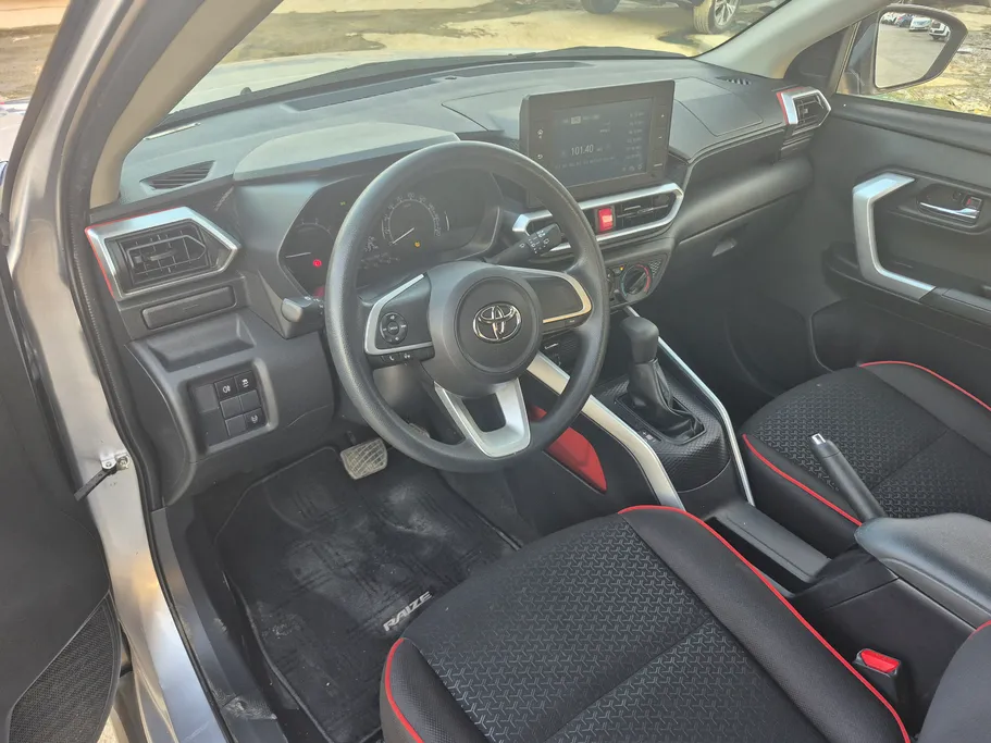 2024 Toyota Raize XLE 