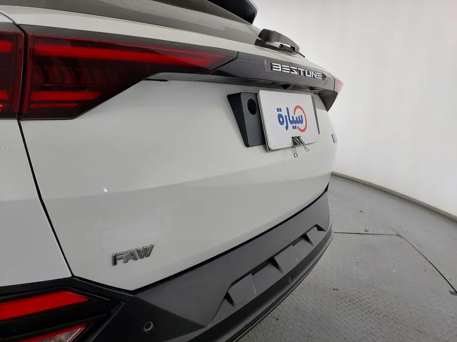 2023 FAW Bestune T77 Basic 
