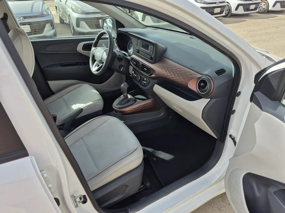 هيونداي Grand i10 فلييت 2024 