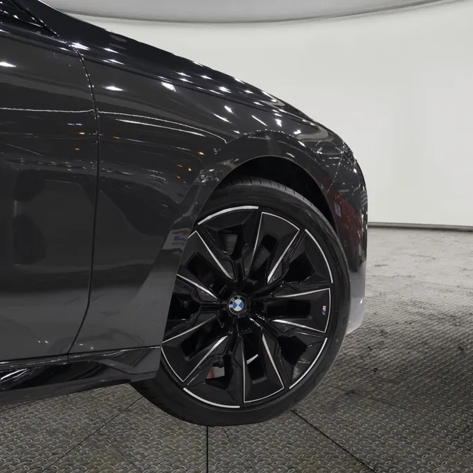2026 BMW 7 Series 760i 