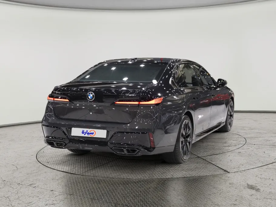 2026 BMW 7 Series 760i 
