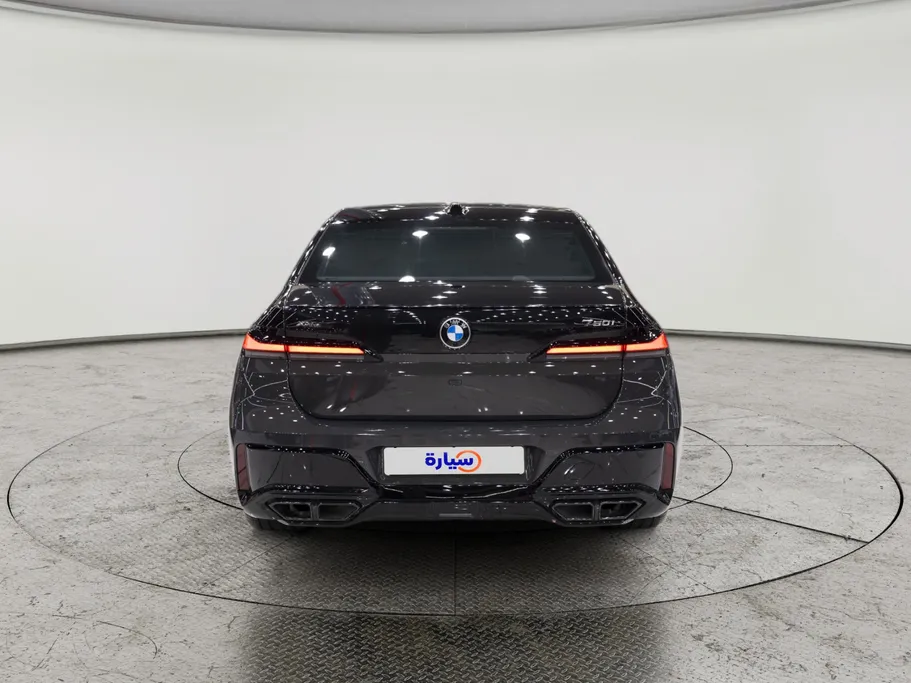 2026 BMW 7 Series 760i 