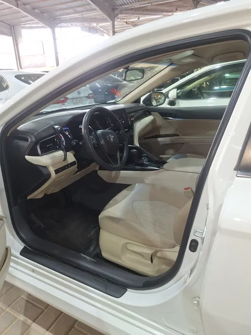 2022 Toyota Camry  LE 