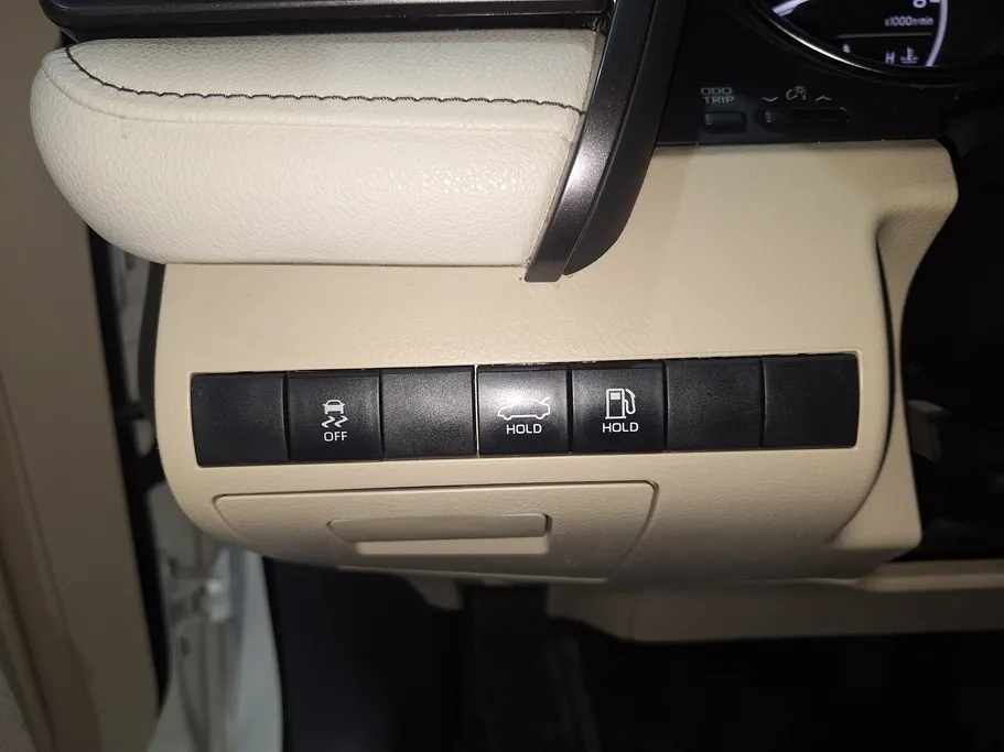 2022 Toyota Camry  LE 