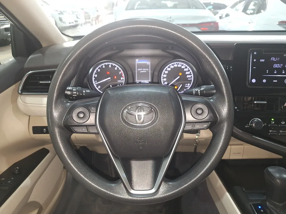 2022 Toyota Camry  LE 